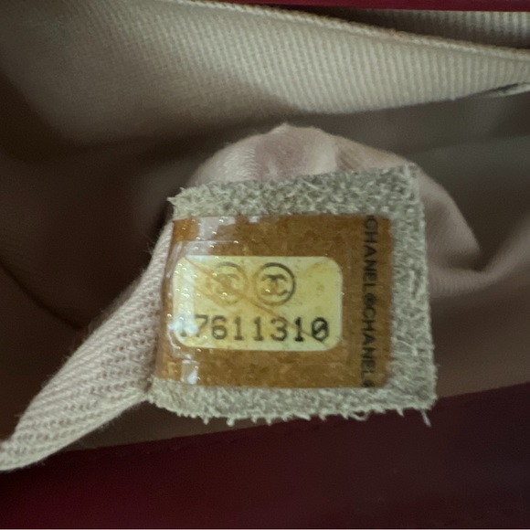 Chanel Medium Quilted Boy Bag - Picture 7 of 15